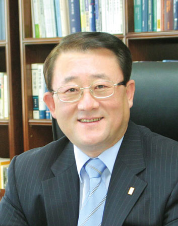 Hyuk-Jong Kim