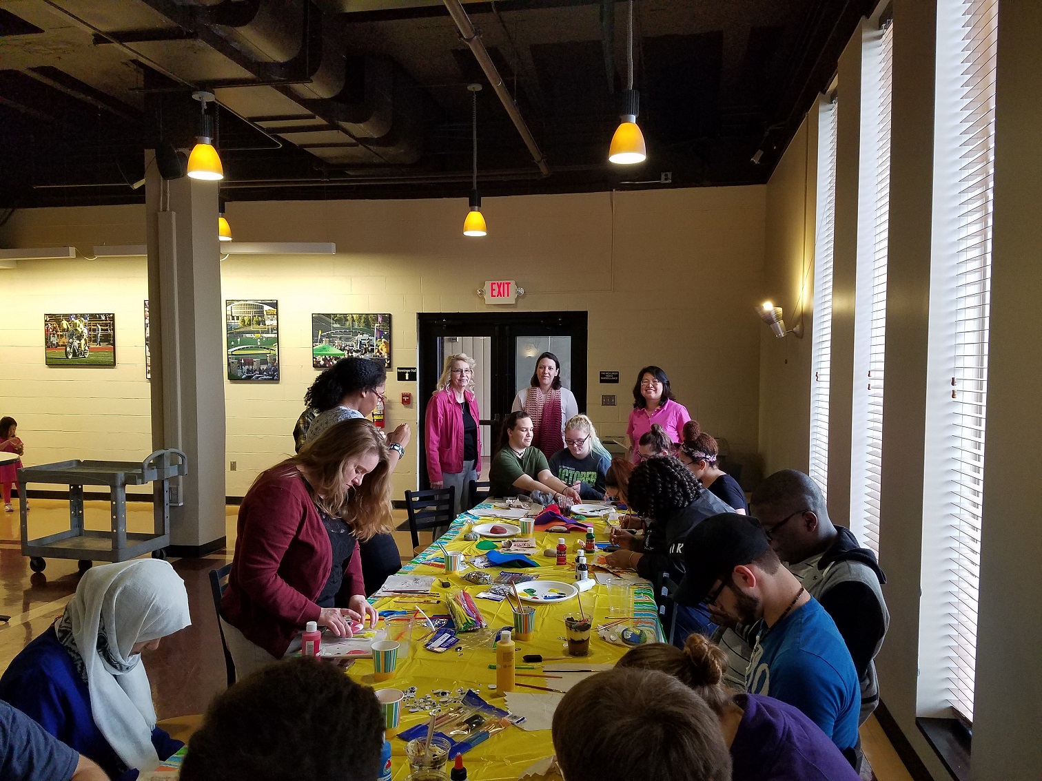 Arts & Crafts Social Activity for the LLC and WIS Dormitory Floors