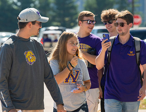 student on move in day